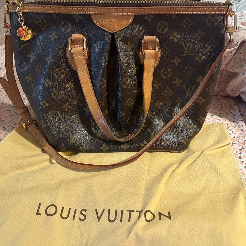 Louis Vuitton Monogram Palermo PM w/strap